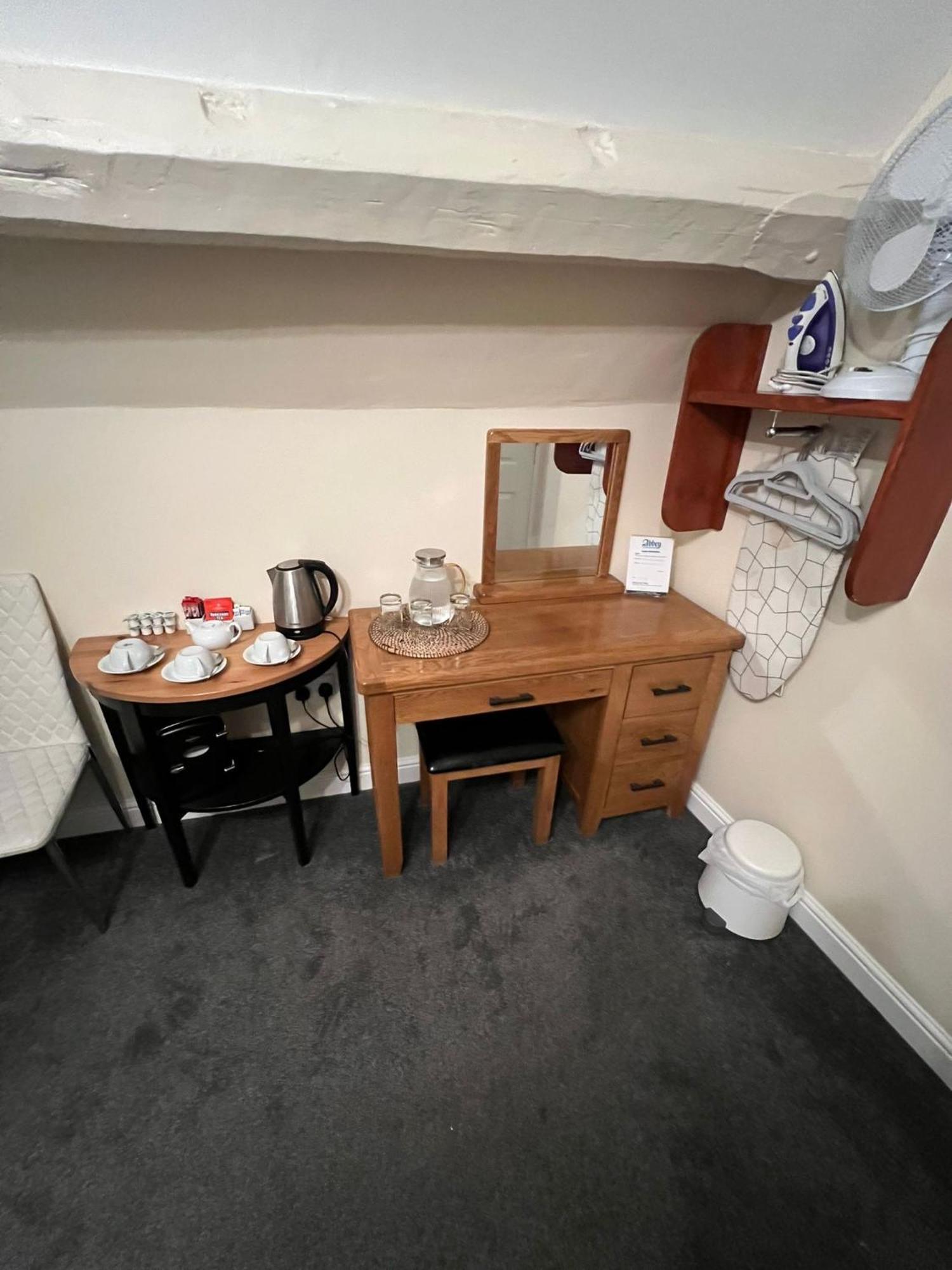 Abbey Holiday Accommodation Уитби Экстерьер фото