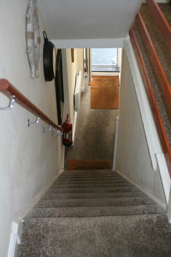 Abbey Holiday Accommodation Уитби Экстерьер фото